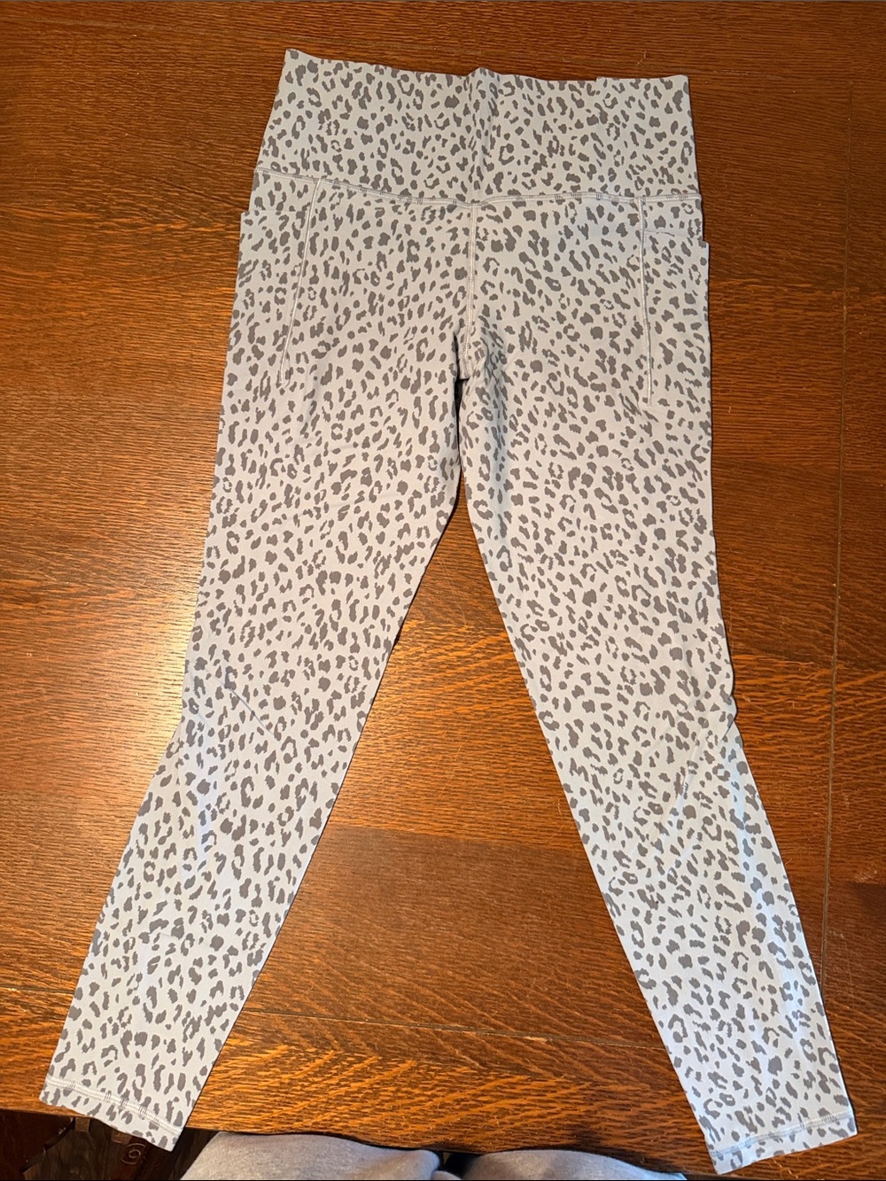 Women’s Gray Leopard Print Leggings - athleta